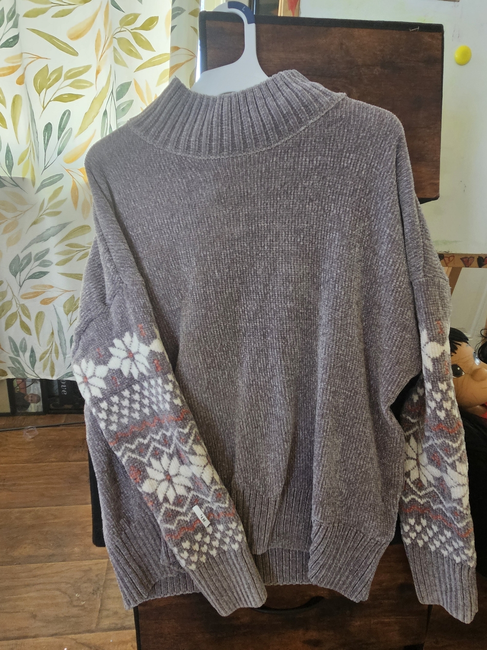 Christian Siriano Heather Gray Turtleneck Sweater with Fair Isle Sleeves